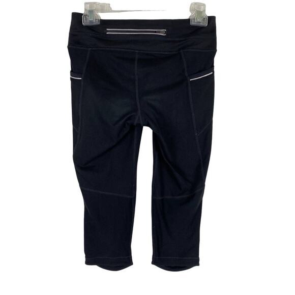 Athleta Be Free Knicker EUC Black XS White Reflectors Capri Side Stash Pocket - Picture 4 of 10